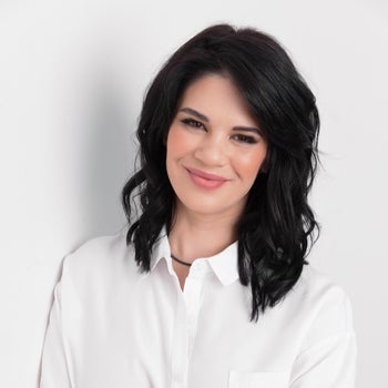 Portrait of Jessica Suen, Jennifer Adkins Team